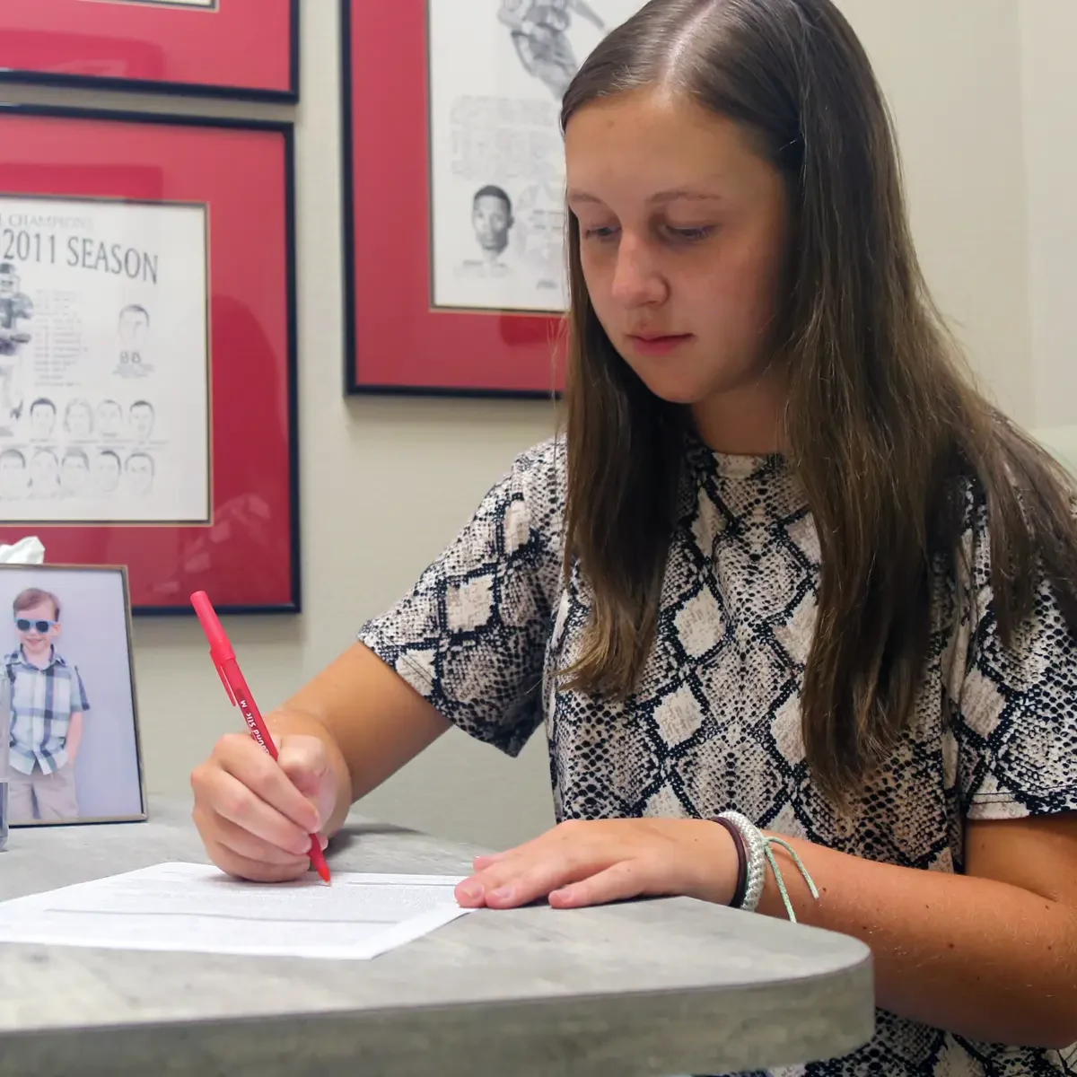 customer filling out paperwork for vaccination/testing